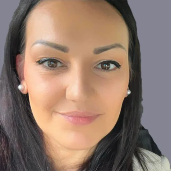 Katarina Tuharska, backoffice at VB flexi GmbH — portrait